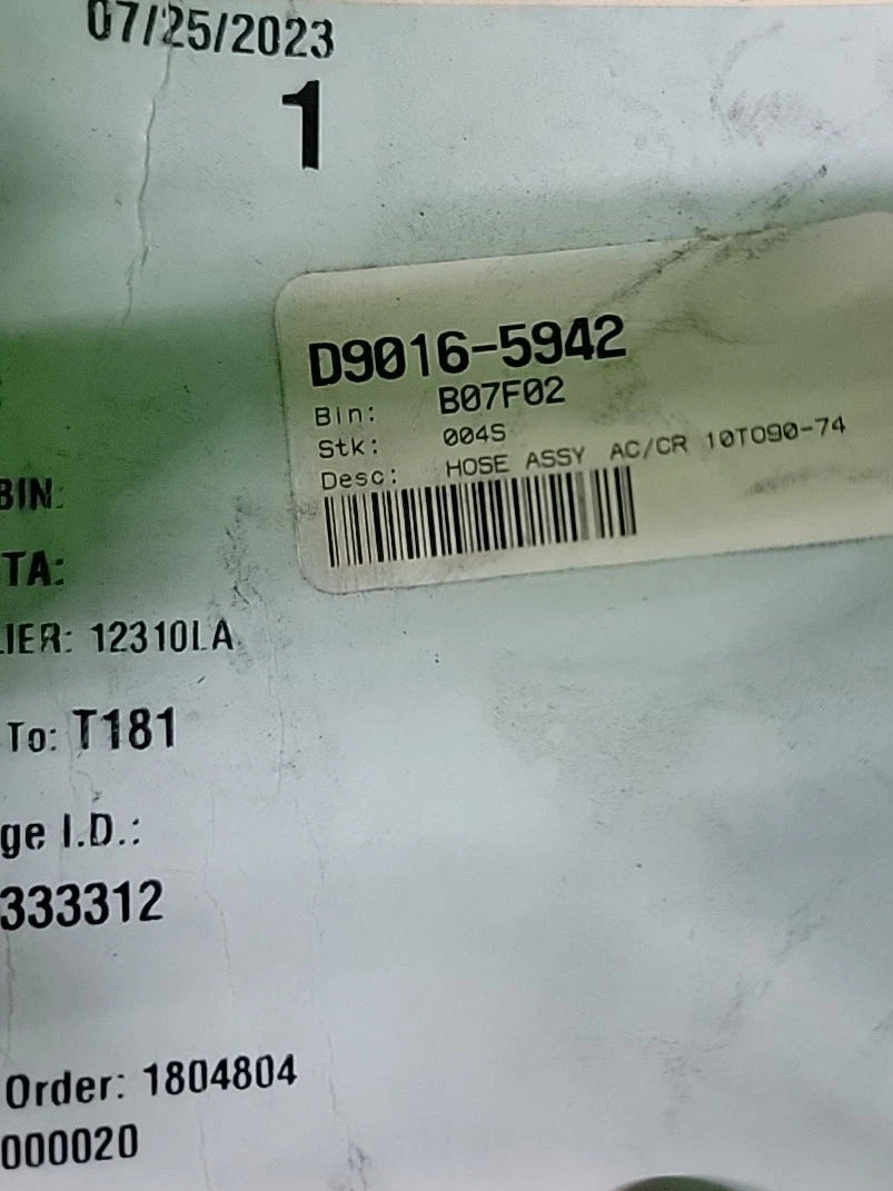 D9016-5942 Genuine Paccar Hose Assembly