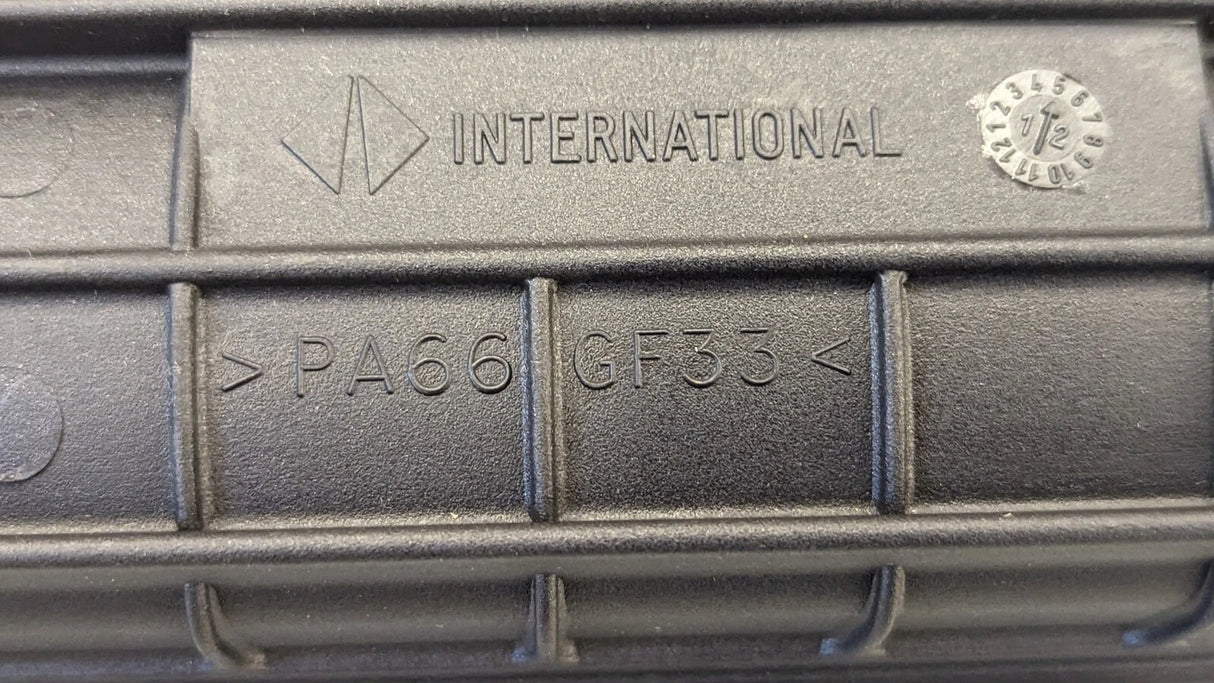 1693633C1 Genuine International Radiator Tank