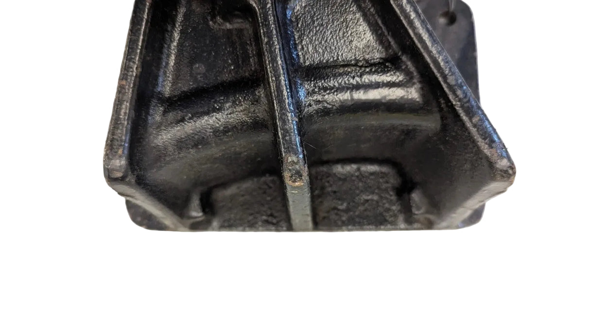 1671768C2 Genuine International Rear Spring Bracket