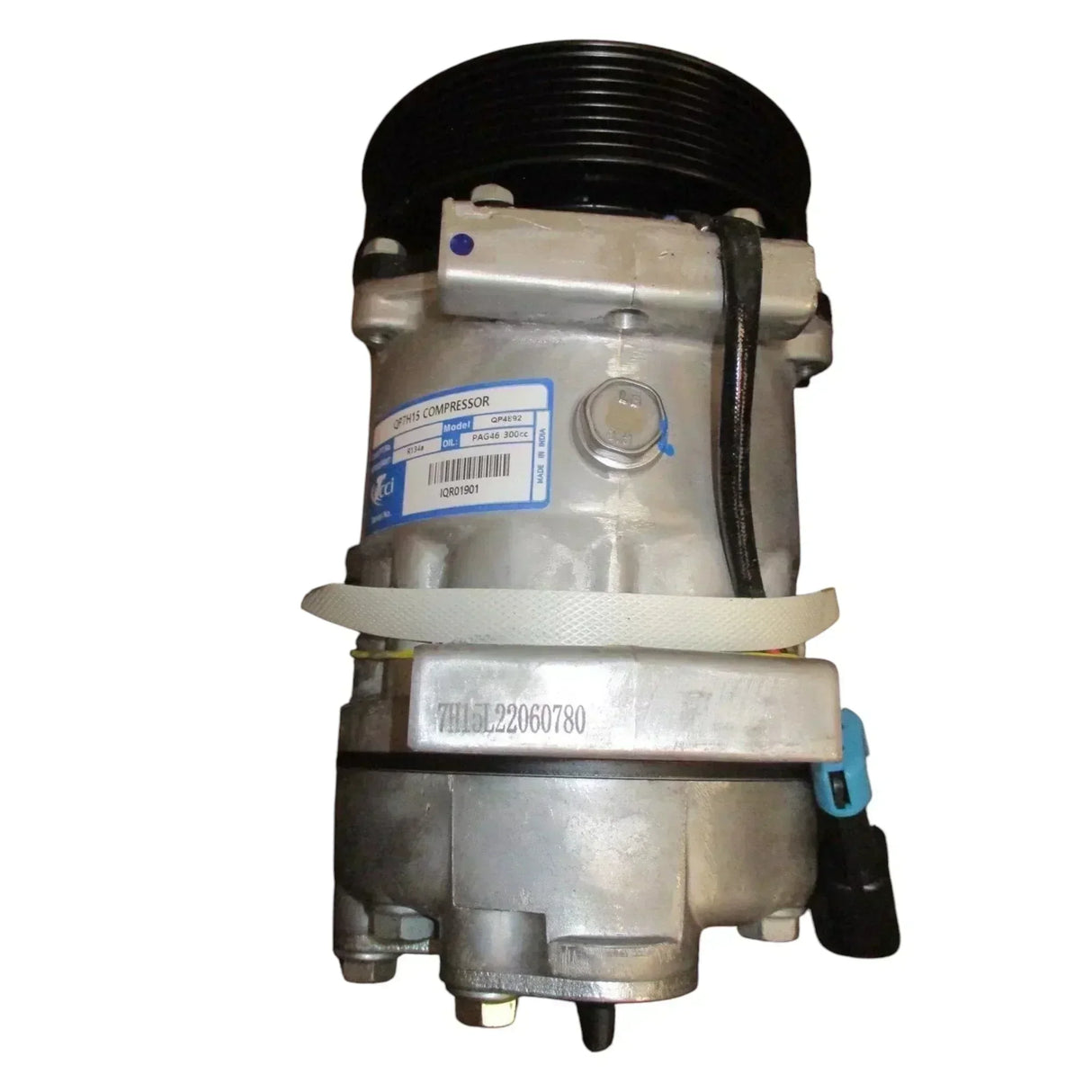 975658 Genuine Paccar A/C Compressor - Truck To Trailer