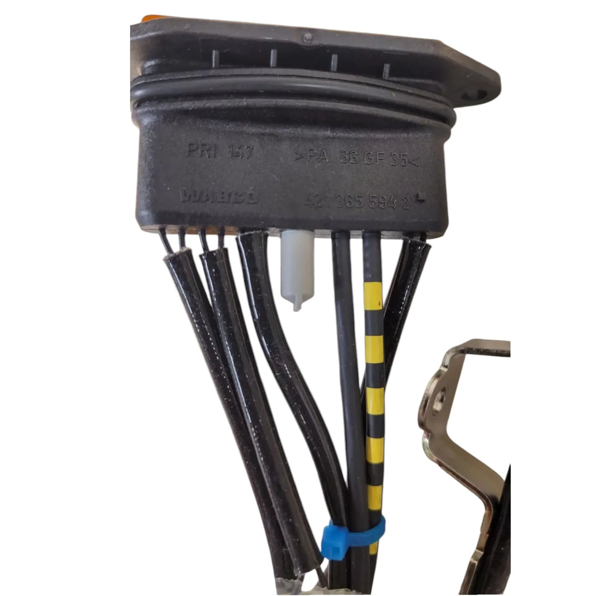 20562627 Genuine Volvo Pass-Through - Truck To Trailer