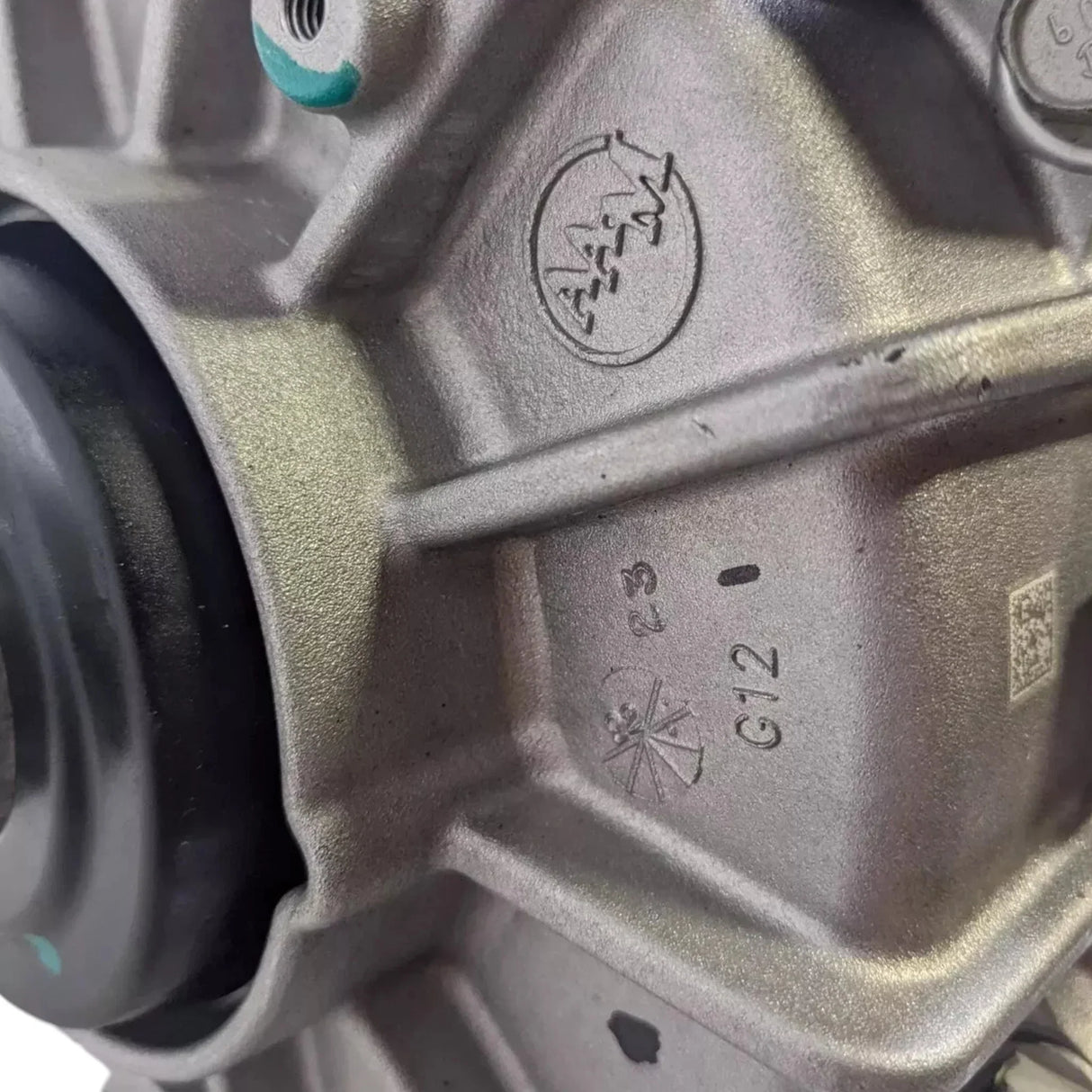 68550586AB Genuine Mopar Rear Axle Differential - Truck To Trailer