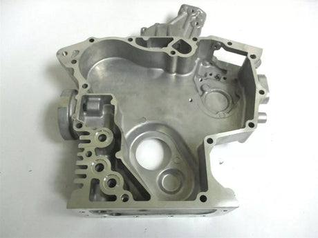 1E101-04020 Kubota Gear Case - Truck To Trailer