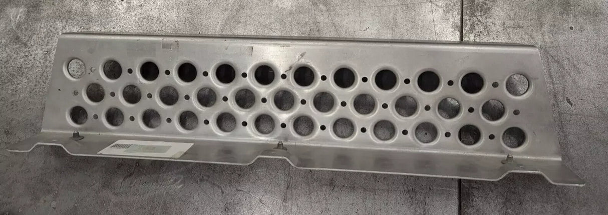 K229-1325 Kenworth Fairing Step Aluminum - Truck To Trailer
