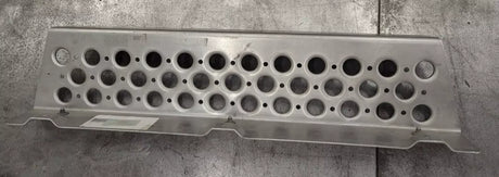 K229-1325 Kenworth Fairing Step Aluminum - Truck To Trailer