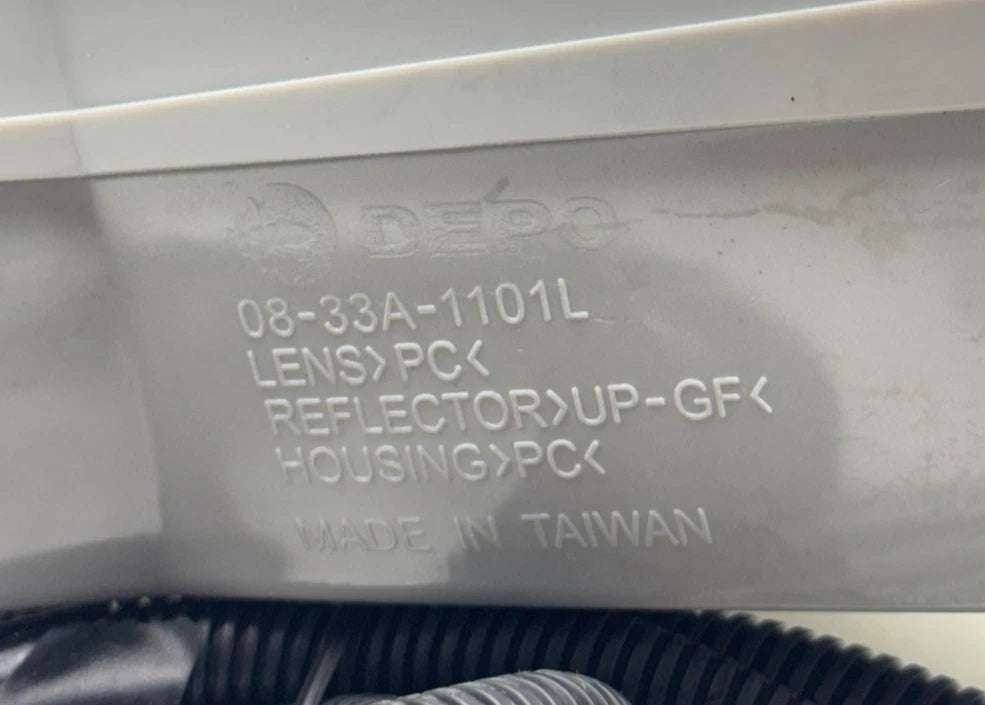 08-33A-1101L Genuine International Left Side Headlamp