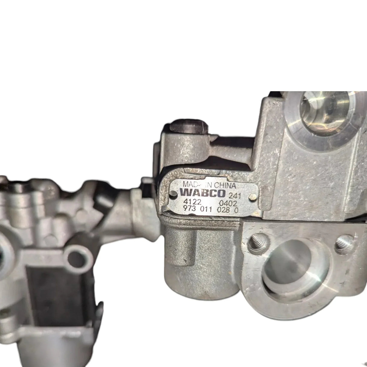 973 011 028 0 Genuine Wabco ABS Relay Valve - Truck To Trailer