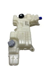 1706428 Genuine Paccar Coolant Reservoir