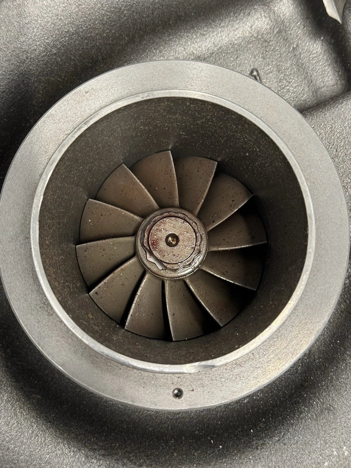 4352317 Genuine Cummins Turbocharger HE500VG