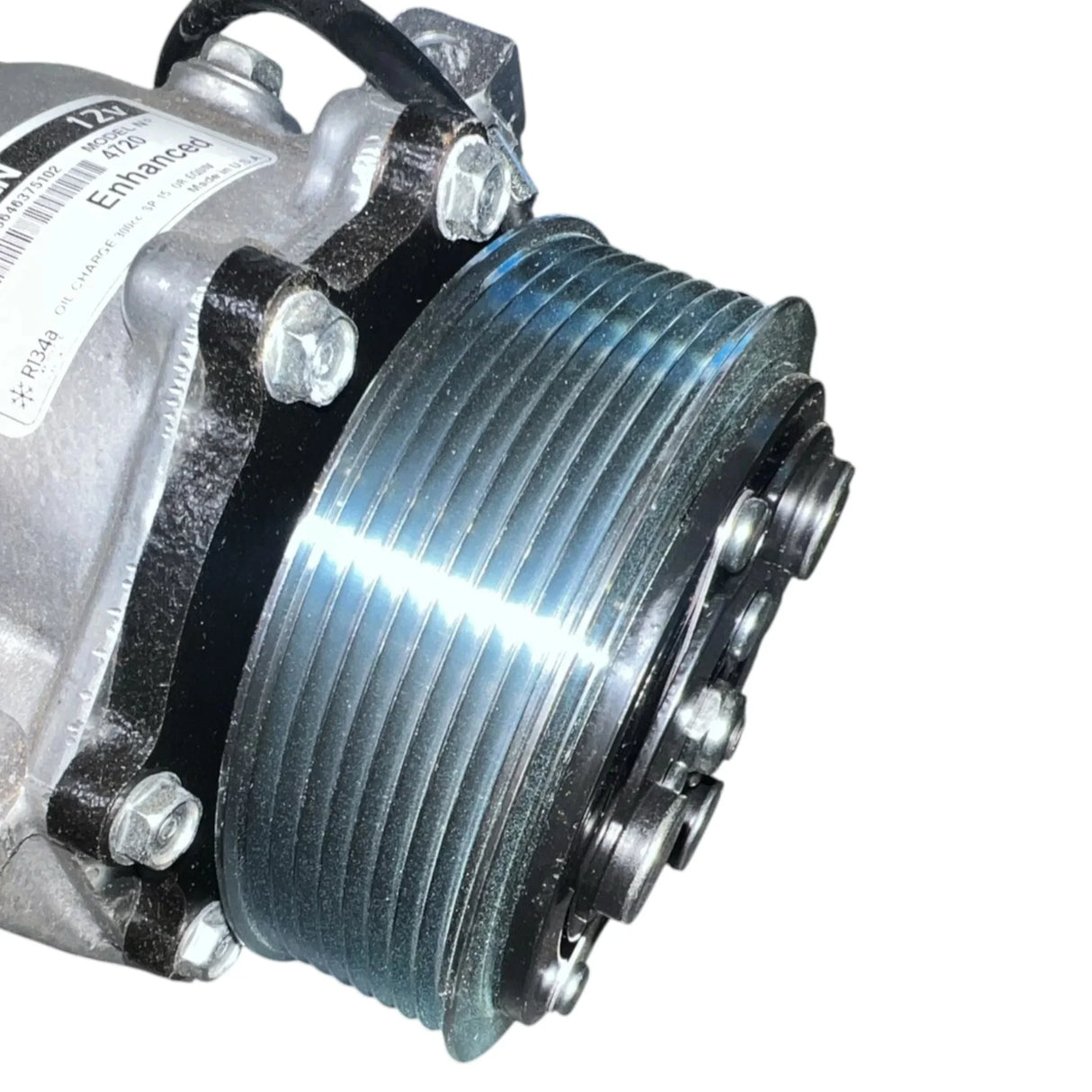 FLT4720Q Genuine International A/C Compressor - Truck To Trailer