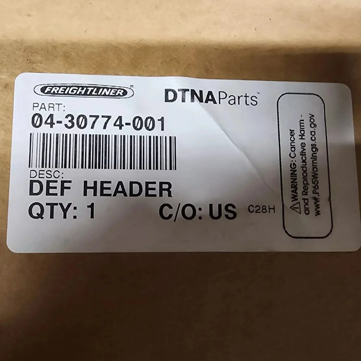 04-30774-001 Genuine Freightliner DEF Diesel Exhaust Fluid Header - Truck To Trailer