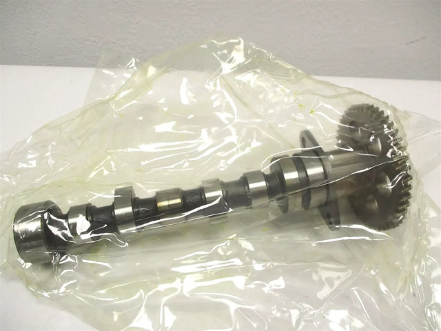 1J952-16120 Kubota Camshaft - Truck To Trailer