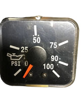 1671687C1 Genuine International Oil Pressure Gauge