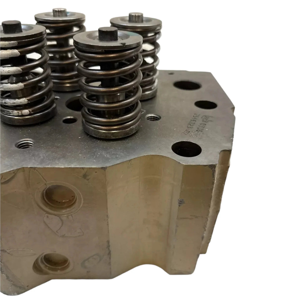 3072438RX Oem Cummins Cylinder Head For K19 Qsk19 Kta19 - Truck To Trailer