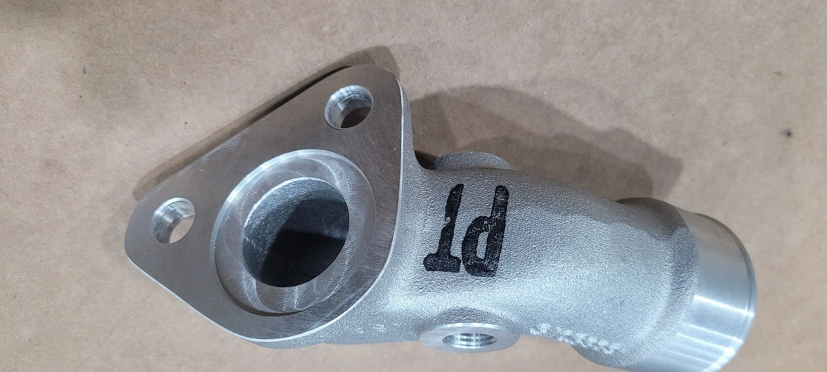 3965015 Genuine Cummins Oil Filler Connection – Truck To Trailer