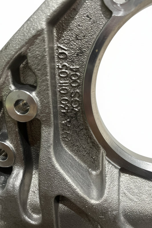A4600110507 Genuine Freightliner Front Lower Engine Crankshaft Cover