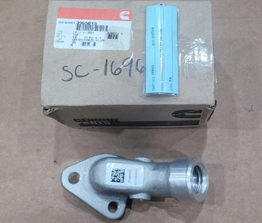 3965015 Genuine Cummins Oil Filler Connection – Truck To Trailer