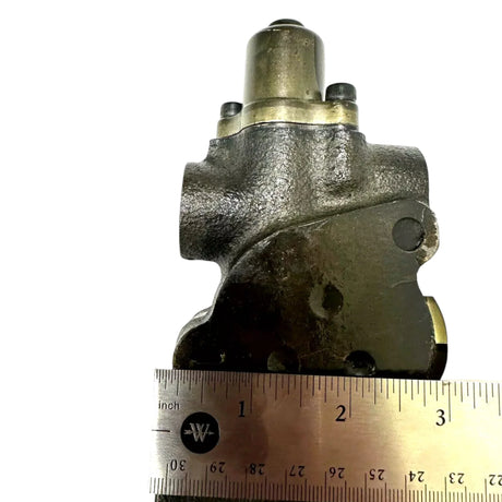 35219-36700 Kubota Hydraulic Control Valve And Lever - Truck To Trailer
