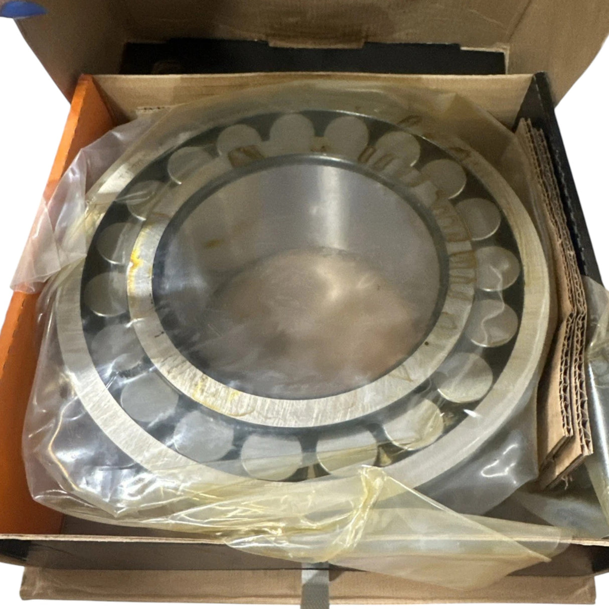 23228EMW33C3 Genuine Timken Spherical Roller Bearing