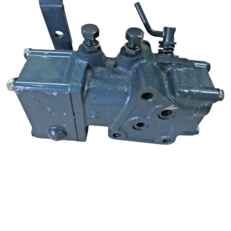 67810-37200 Kubota Hydraulic Control Valve - Truck To Trailer
