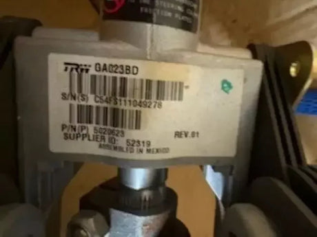 GA023BD Genuine International Steering Column - Truck To Trailer