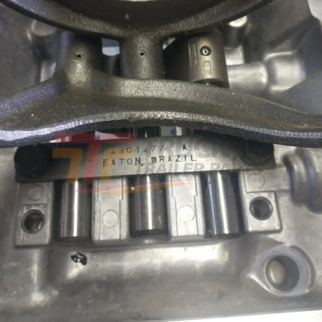 4302945 Genuine Eaton Shift Bar Housing Assembly - Truck To Trailer