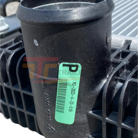 TXE1003850D Genuine Freightliner Radiator Assembly - Truck To Trailer