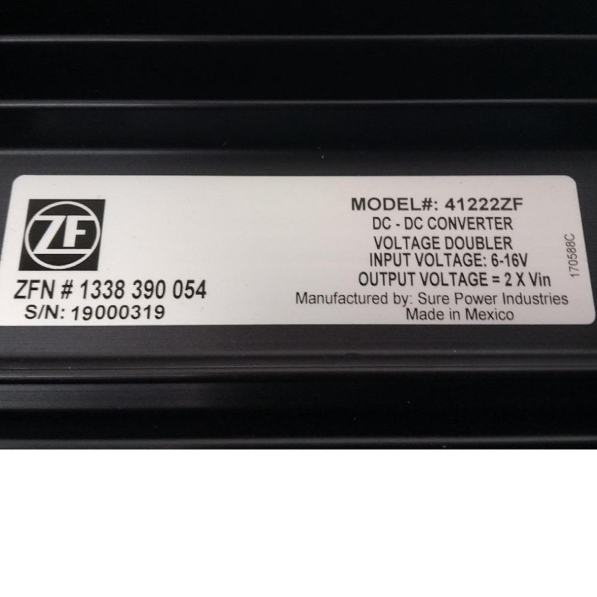 85111509 Genuine Mack Adapter
