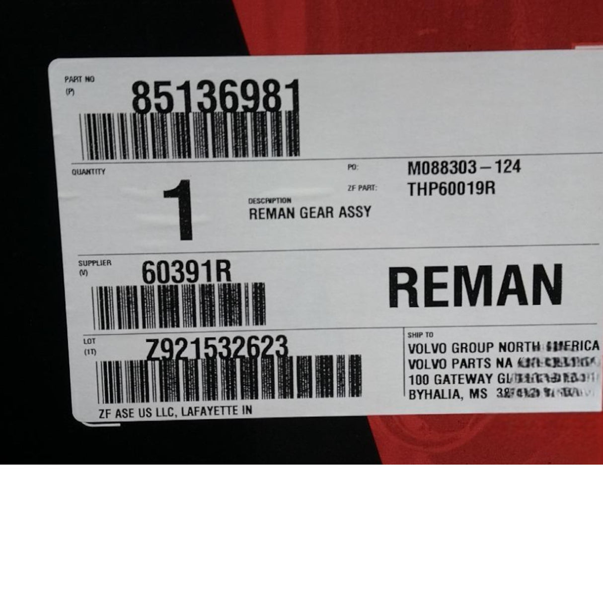 85136981 Genuine Mack Steering Gear