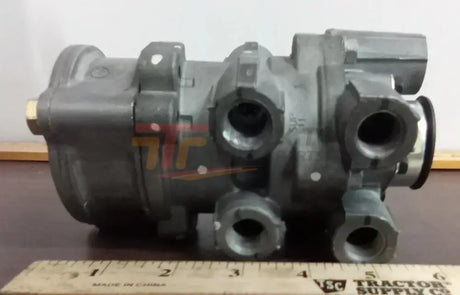 800632 Genuine Bendix Dual Circuit Foot Brake - Truck To Trailer