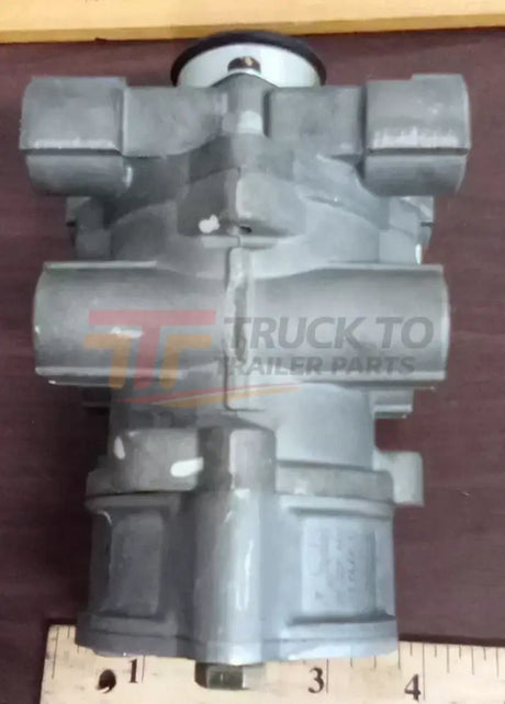 800632 Genuine Bendix Dual Circuit Foot Brake - Truck To Trailer